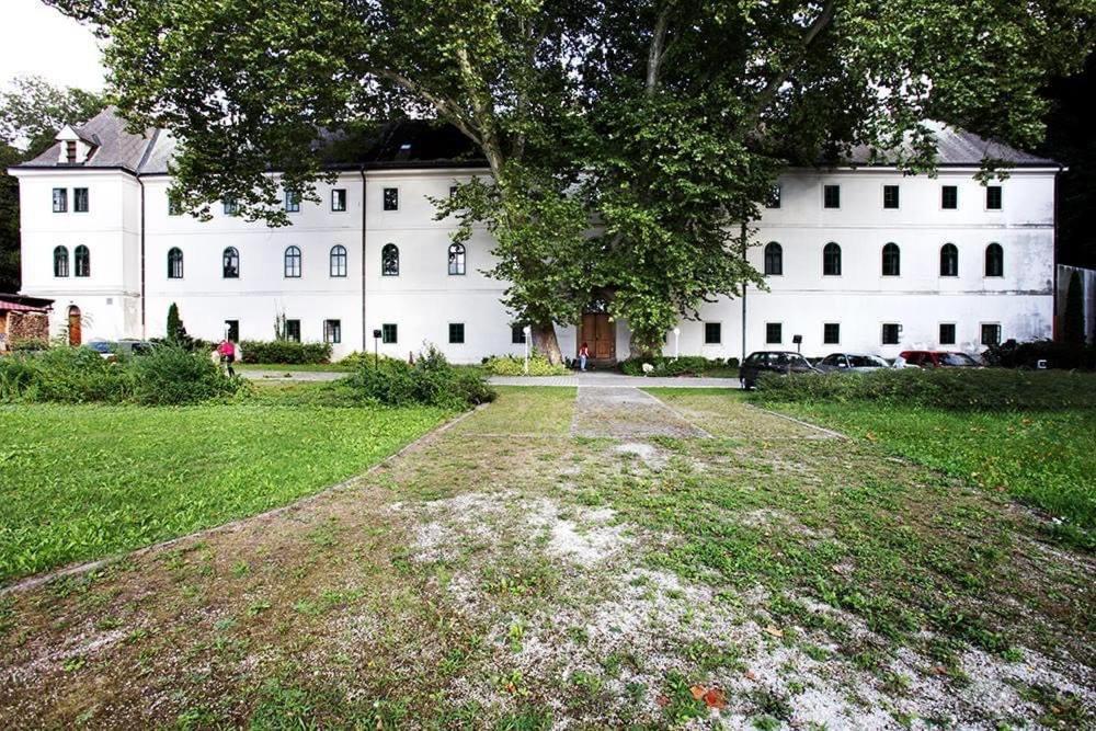 Historicky Putnicky Dom Otel Marianka Dış mekan fotoğraf