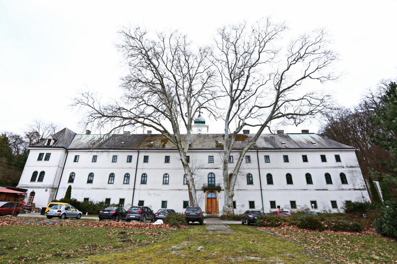 Historicky Putnicky Dom Otel Marianka Dış mekan fotoğraf