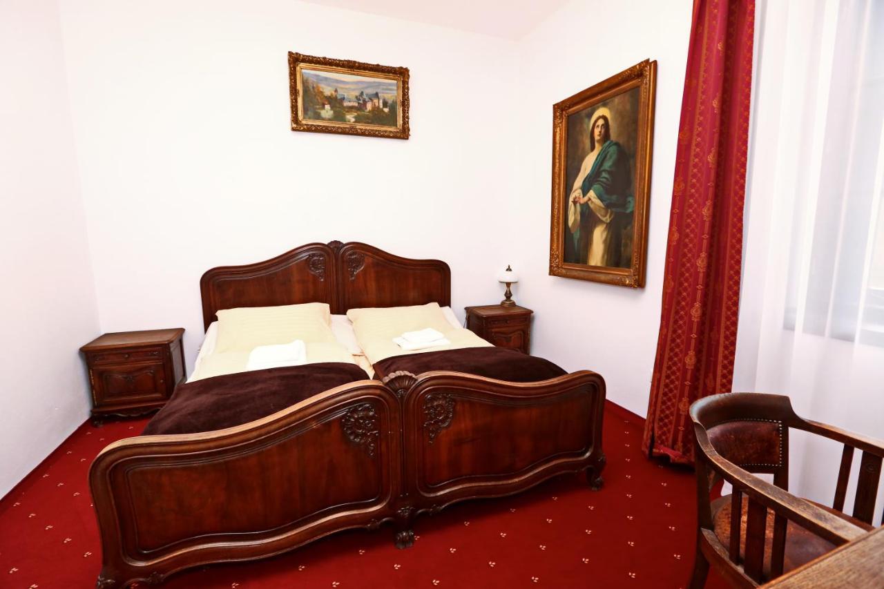 Historicky Putnicky Dom Otel Marianka Dış mekan fotoğraf